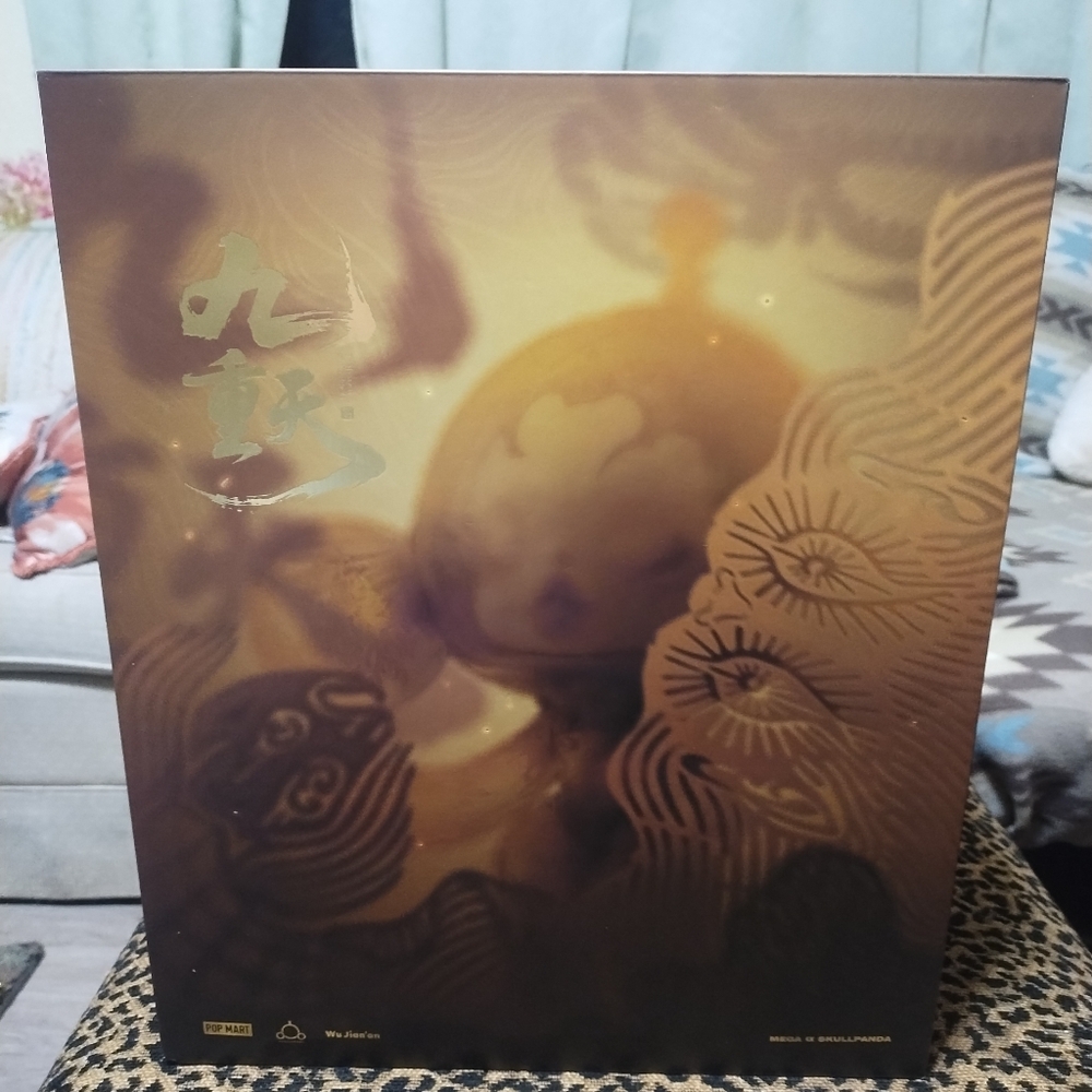 SOLD---Pop Mart- SkullPanda - Wu Jian'an- 400%